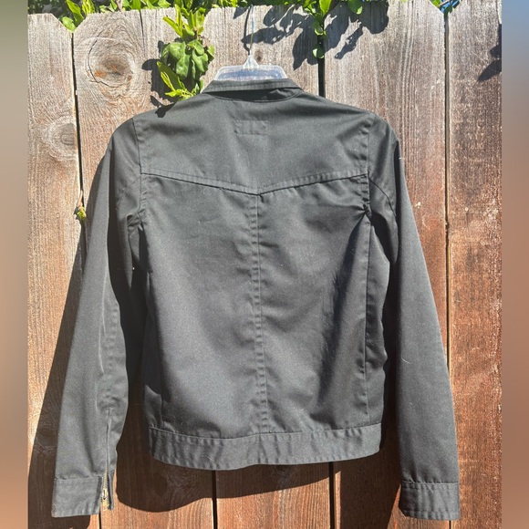 Jacket - Picture 6 of 6